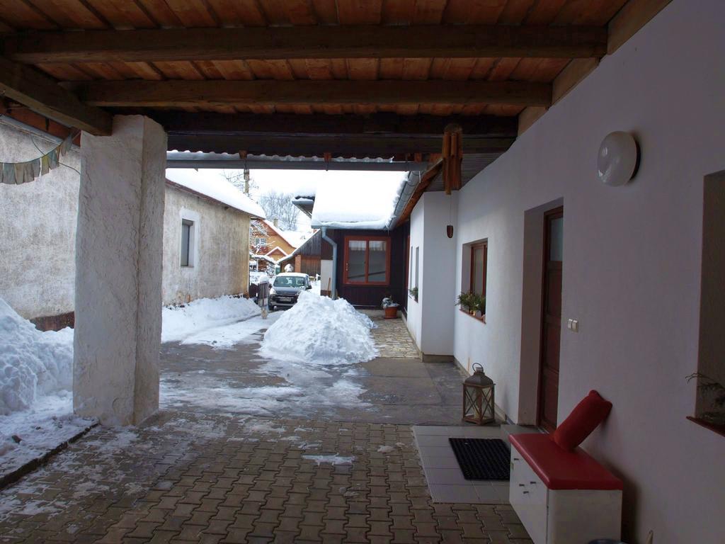 Vidiecky Apartman Kubo Pavčina Lehota Екстериор снимка