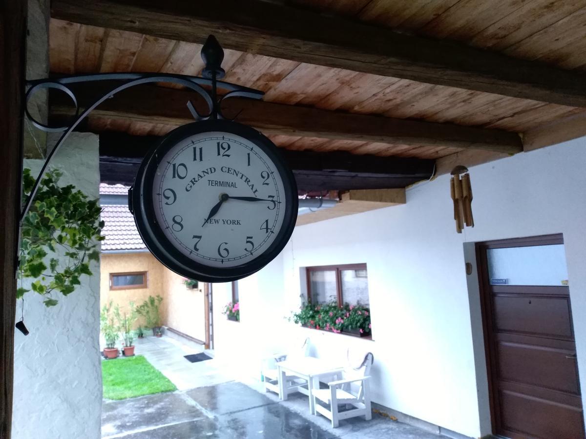 Vidiecky Apartman Kubo Pavčina Lehota Екстериор снимка